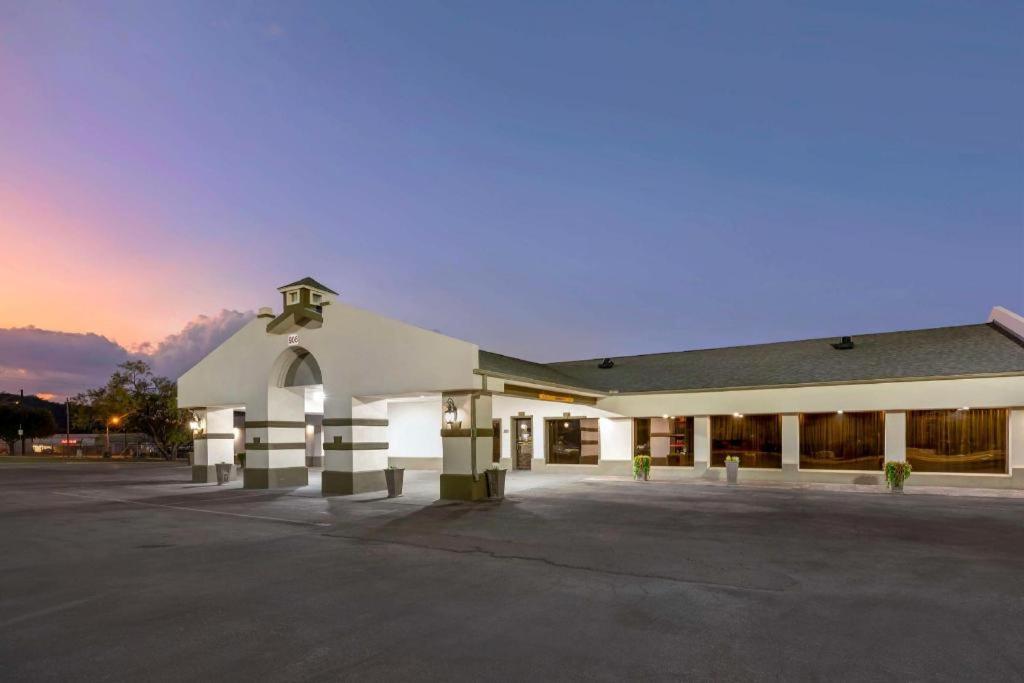 Best Western Post Oak Inn Burnet Exteriér fotografie